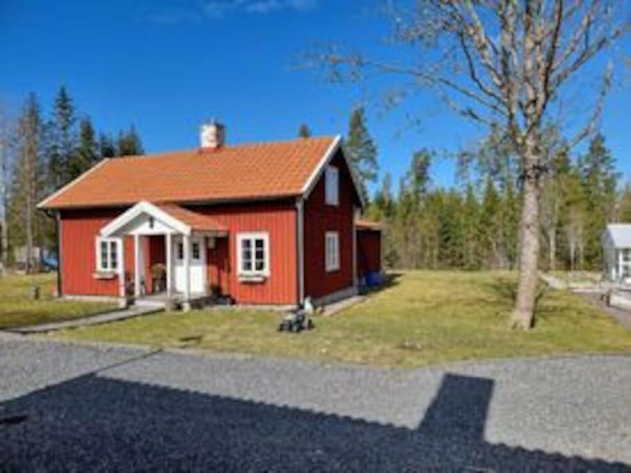 Villa Pa Landet, Habo Exterior foto